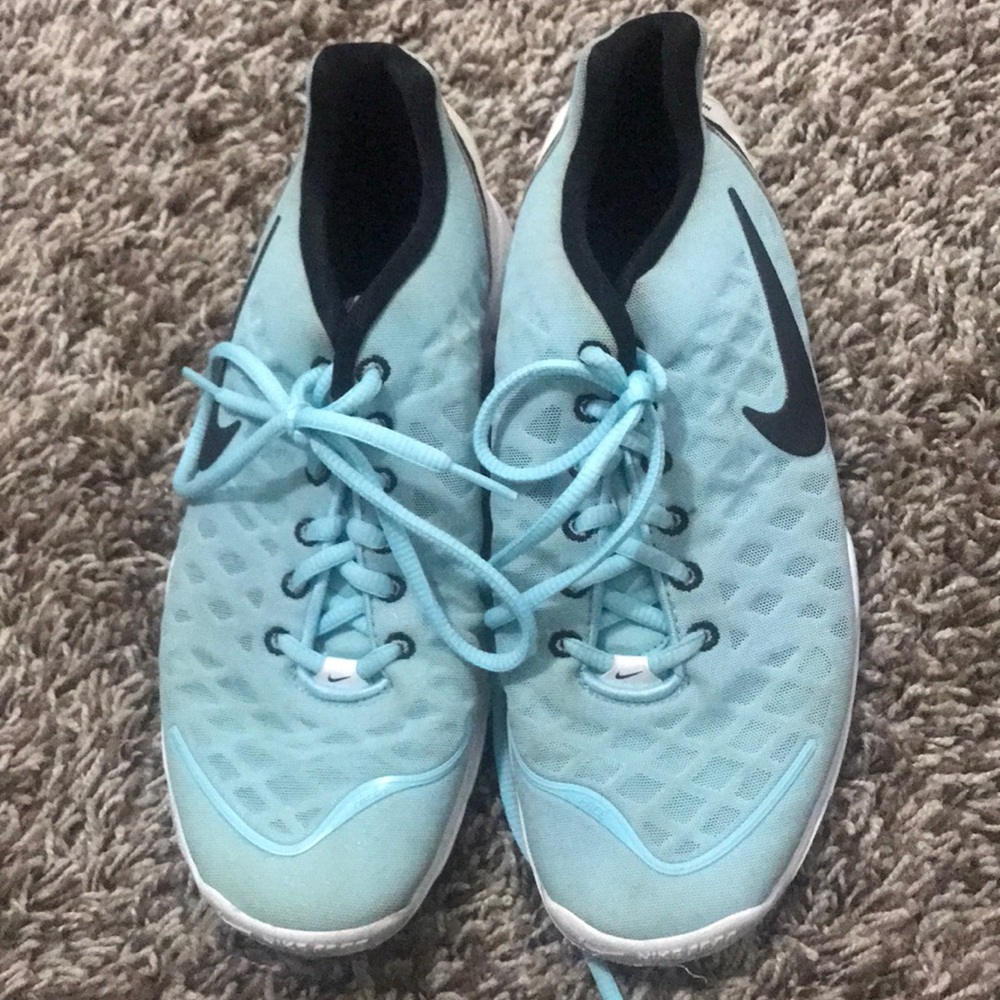 Nike shoes! 8.5